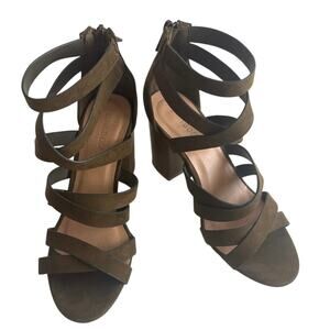 Bamboo Taste-11S Olive Green Strappy Block Heel Sandals Size 8
